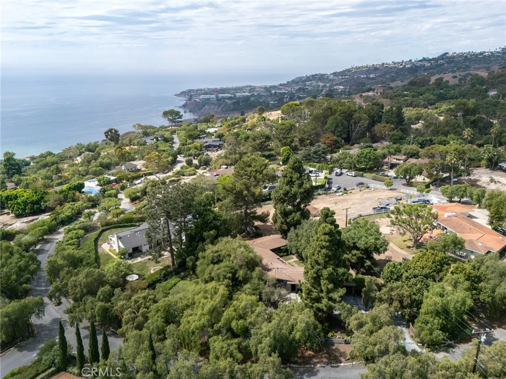7 Cinnamon Lane, Rancho Palos Verdes, California 90275 home-pic-41
