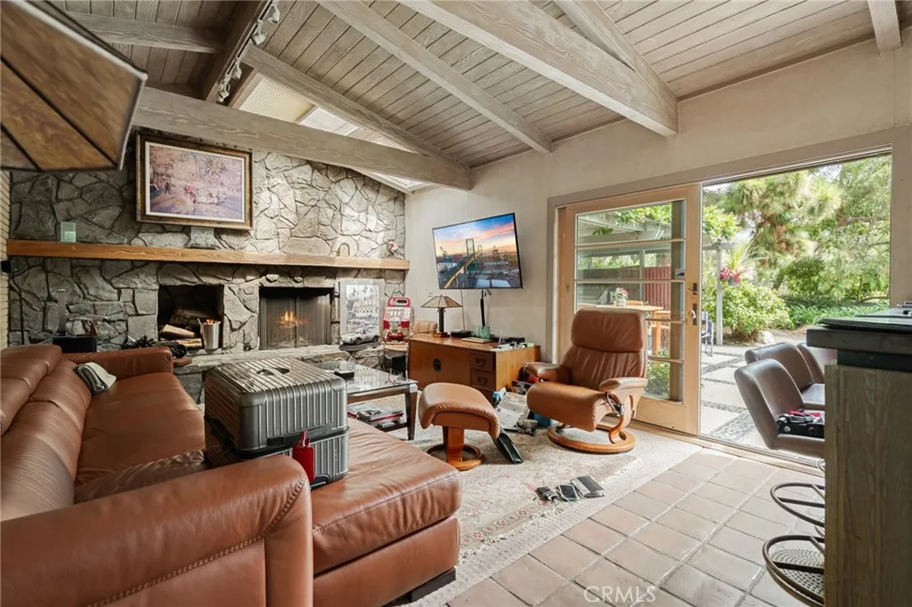 7 Cinnamon Lane, Rancho Palos Verdes, California 90275 home-pic-10