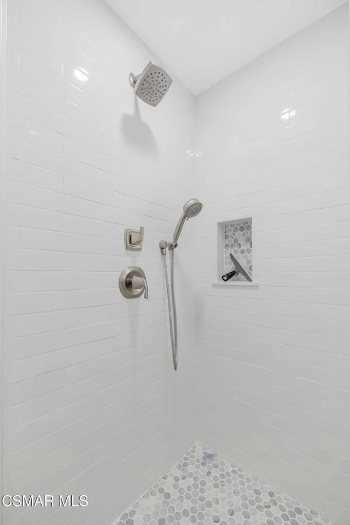 5113 Whitecap Street, Oxnard, California 93035 home-pic-32