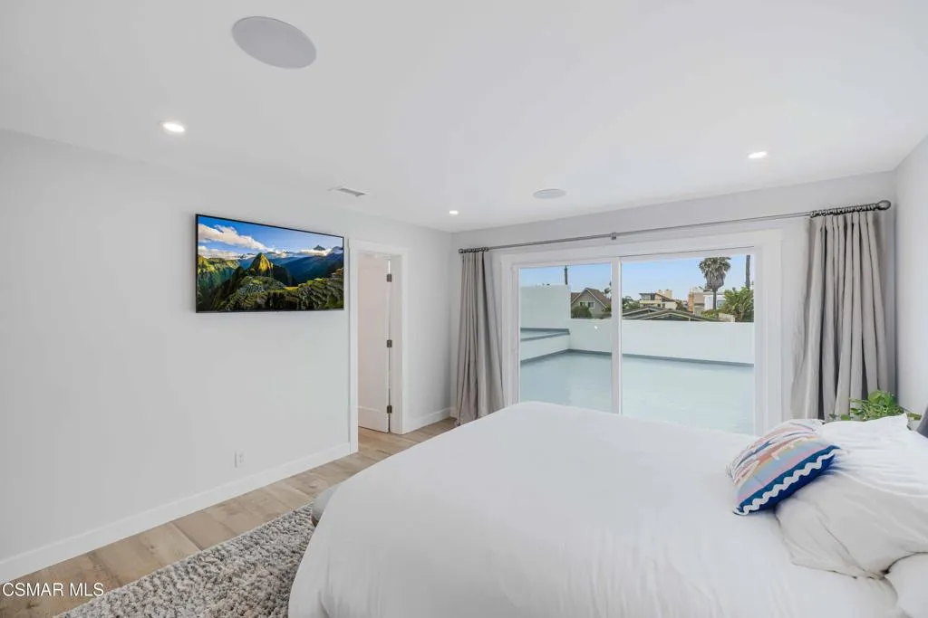5113 Whitecap Street, Oxnard, California 93035 home-pic-25