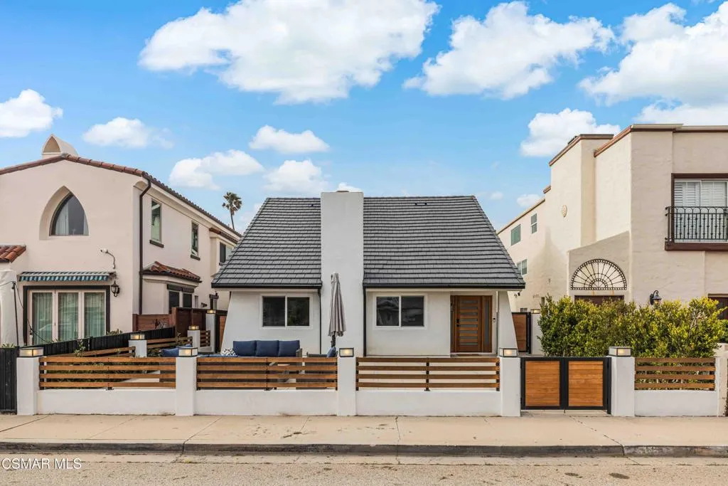 5113 Whitecap Street, Oxnard, California 93035 home-pic-1