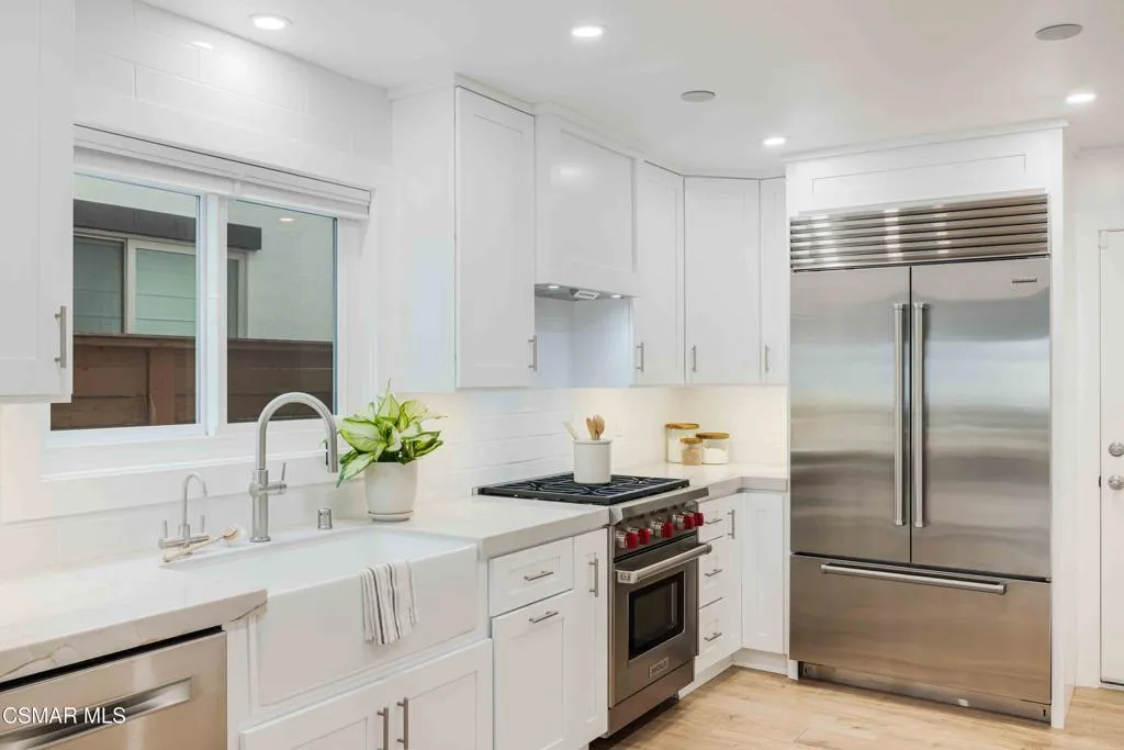 5113 Whitecap Street, Oxnard, California 93035 home-pic-14