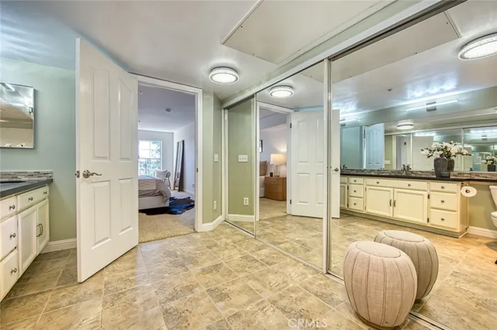 4755 Templeton Street 2117, Los Angeles, California 90032