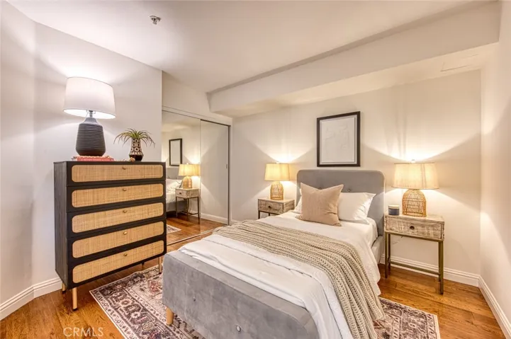 4755 Templeton Street 2117, Los Angeles, California 90032