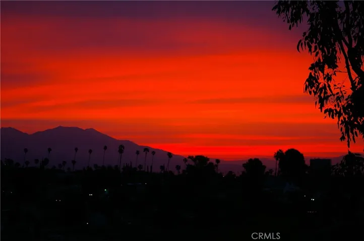 4755 Templeton Street 2117, Los Angeles, California 90032