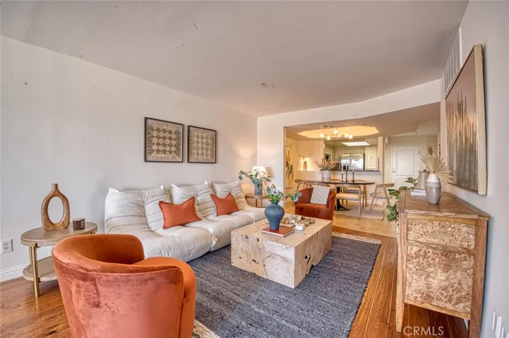 4755 Templeton Street 2117, Los Angeles, California 90032