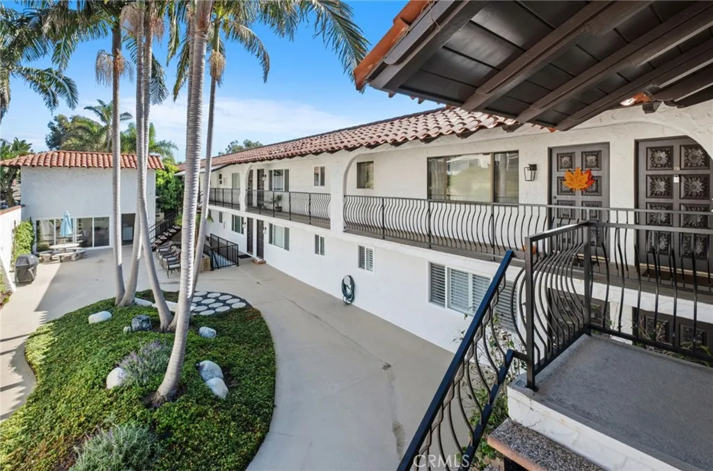 2175 S Coast Highway 18, Laguna Beach, California 92651 home-pic-3
