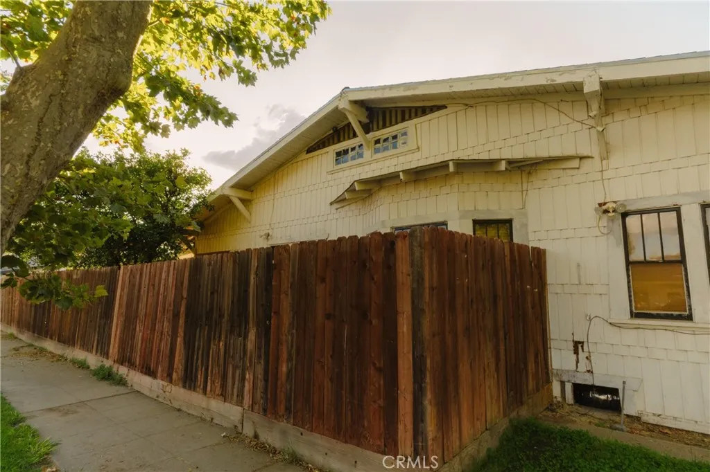 902 W 20th Street, Merced, California 95340 home-pic-40