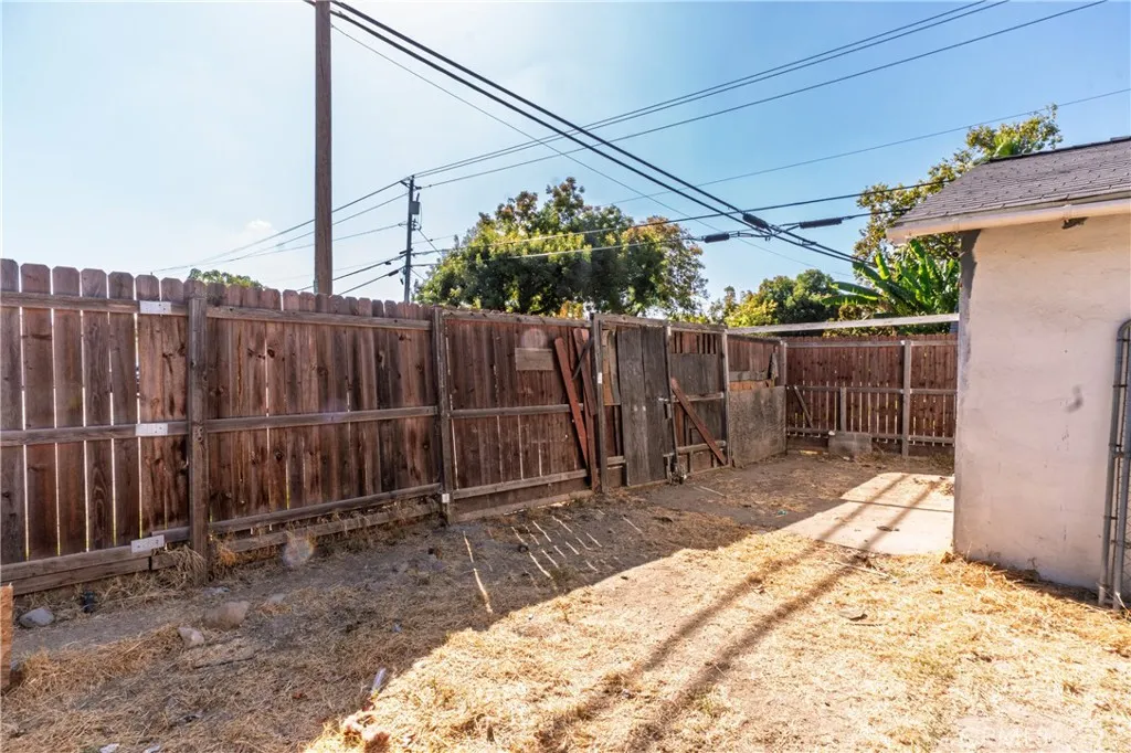902 W 20th Street, Merced, California 95340 home-pic-39