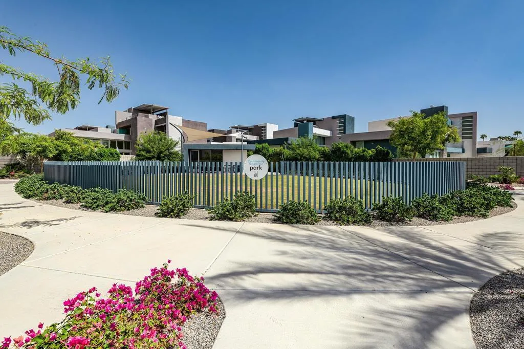 425 Suave Lane, Palm Springs, California 92262 home-pic-49