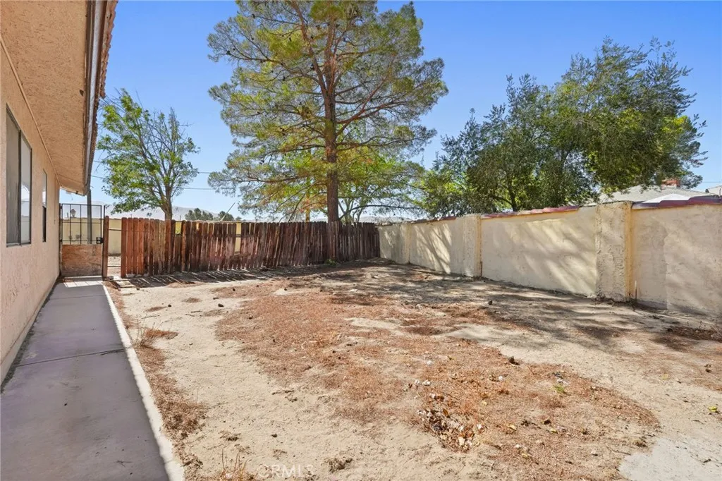 9555 E Avenue T14, Littlerock, California 93543 home-pic-21