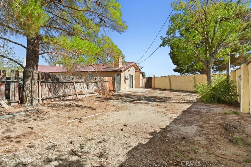9555 E Avenue T14, Littlerock, California 93543 home-pic-24