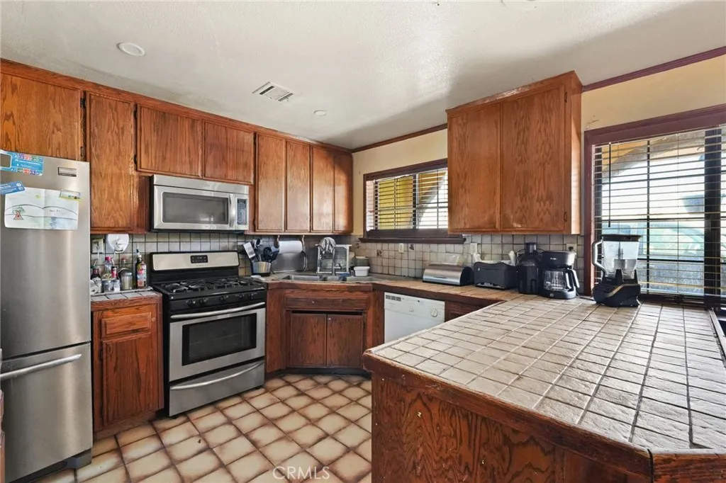 9555 E Avenue T14, Littlerock, California 93543 home-pic-34