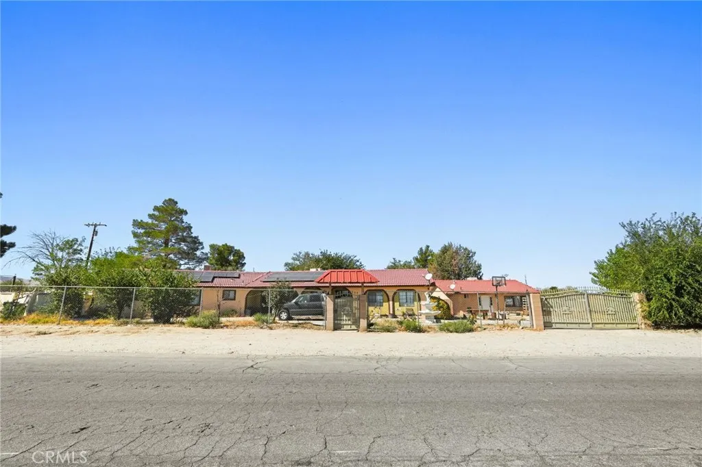 9555 E Avenue T14, Littlerock, California 93543 home-pic-3