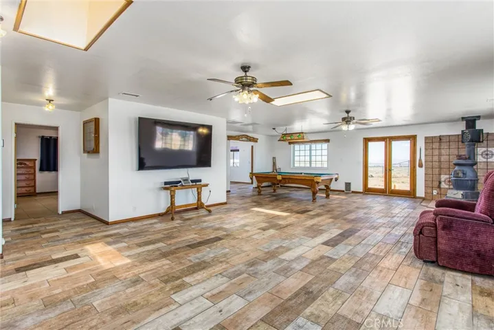 Great room unstaged