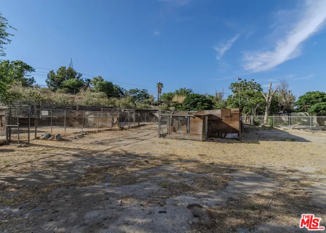 34270 Cheseboro Road, Palmdale, California 93552