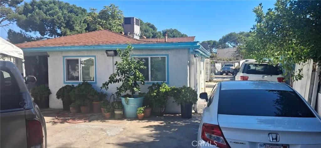 10712 Sherman, Sun Valley, California 91352 home-pic-3