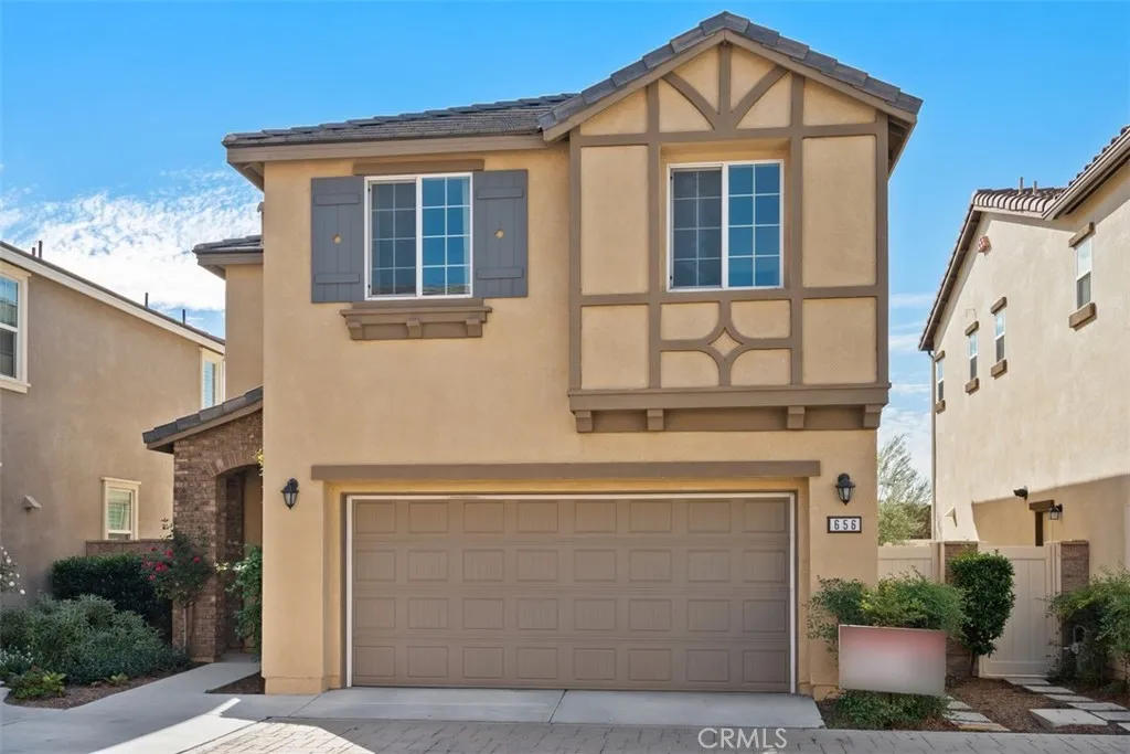 656 Huron Place, Claremont, California 91711 home-pic-0