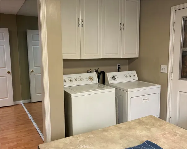 Washer/Dryer (in kitchen)