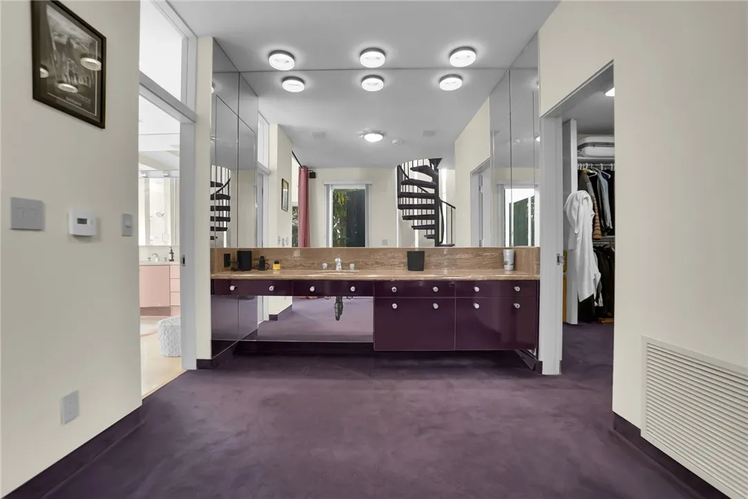 3016 Dona Susana Drive, Studio City, California 91604 home-pic-11