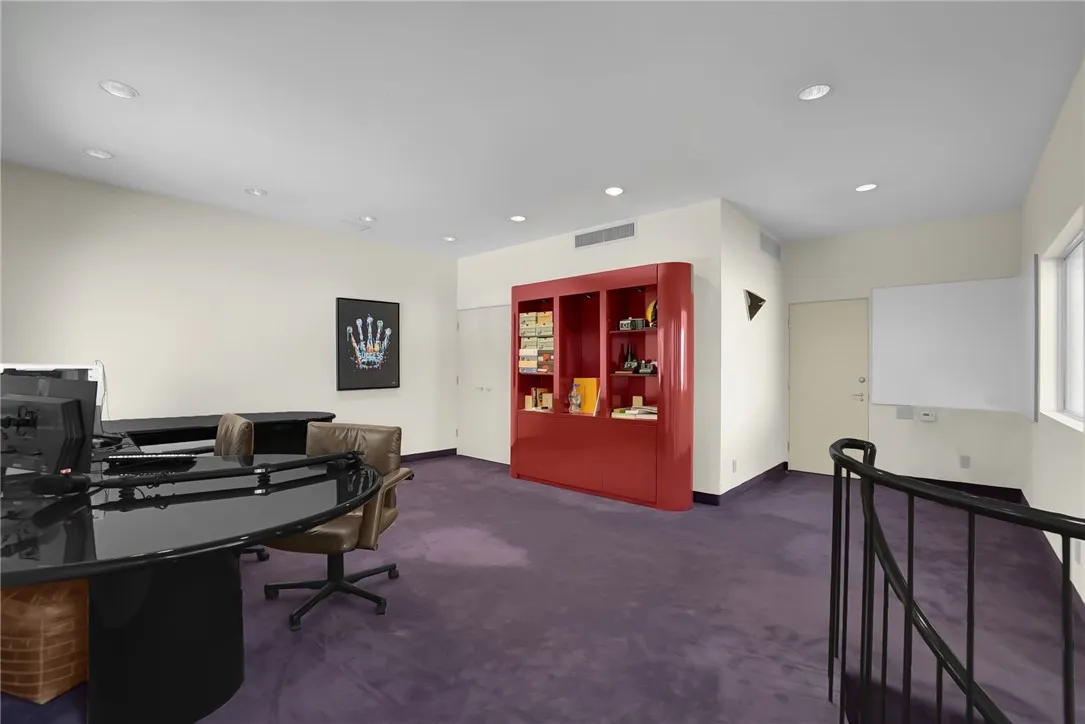 3016 Dona Susana Drive, Studio City, California 91604 home-pic-14