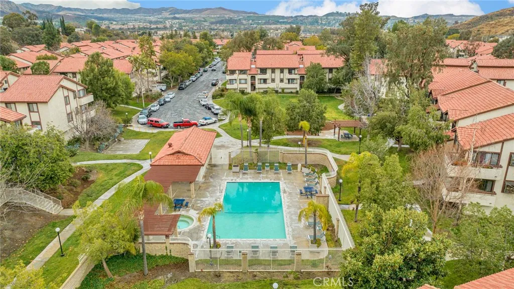 28010 Tiffany Lane 309, Canyon Country, California 91387 home-pic-19
