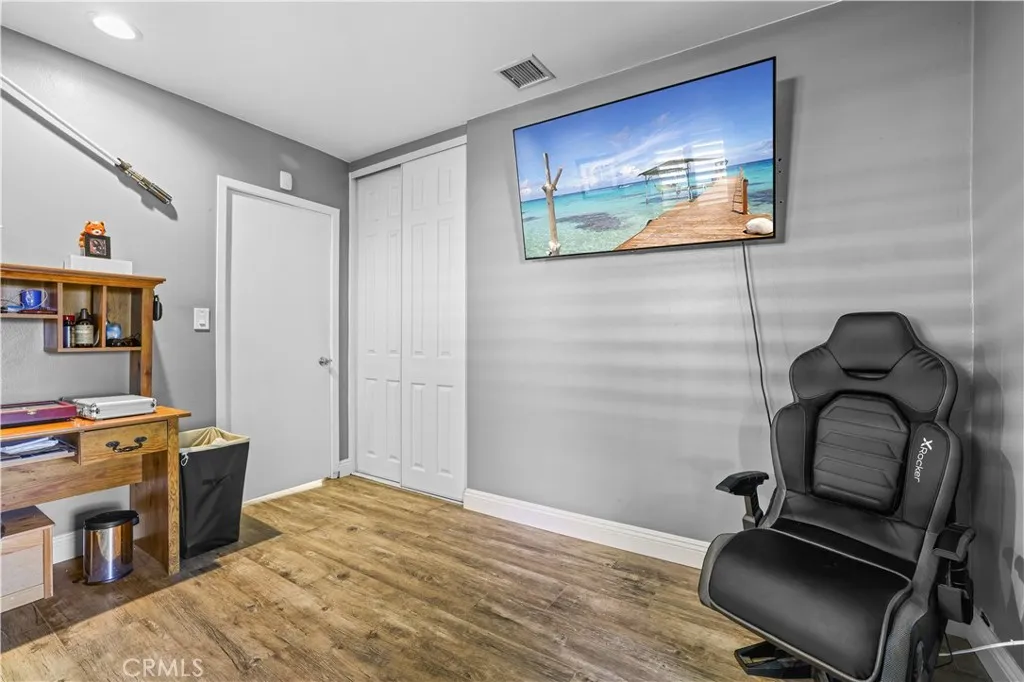4106 Goodman, Riverside, California 92503 home-pic-12