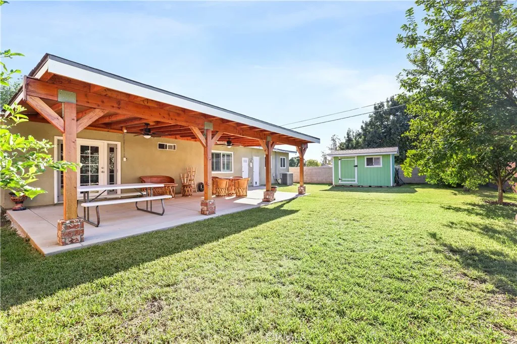 4106 Goodman, Riverside, California 92503 home-pic-17