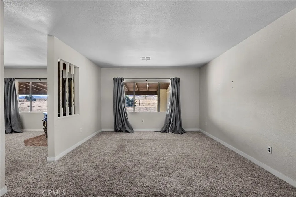 47322 180th W, Lancaster, California 93536 home-pic-10