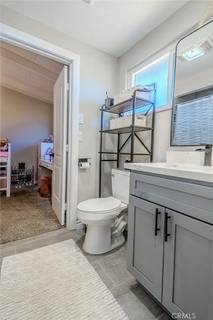 827 S Riverside, Rialto, California 92376 home-pic-21