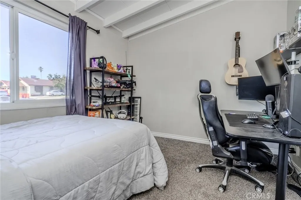 827 S Riverside, Rialto, California 92376 home-pic-29