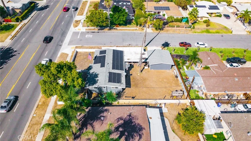 827 S Riverside, Rialto, California 92376 home-pic-44