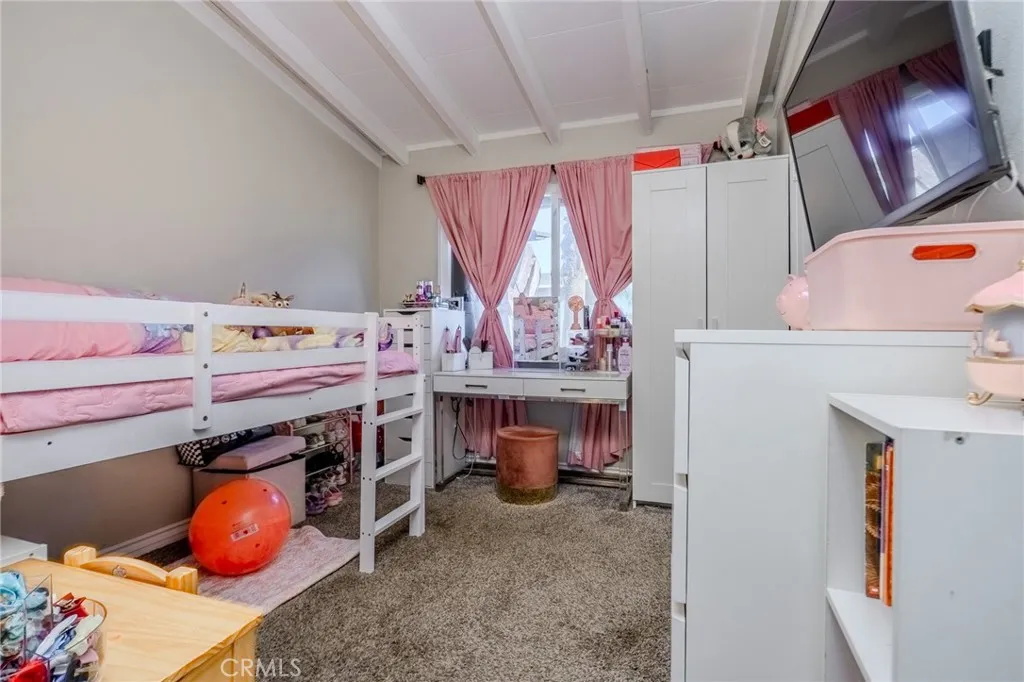 827 S Riverside, Rialto, California 92376 home-pic-18