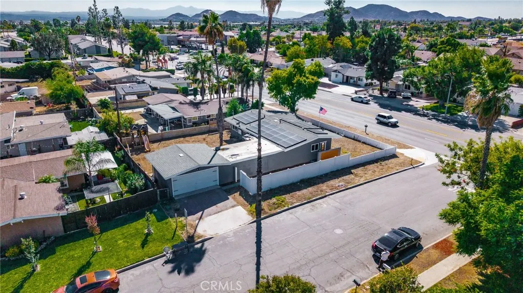 827 S Riverside, Rialto, California 92376 home-pic-39