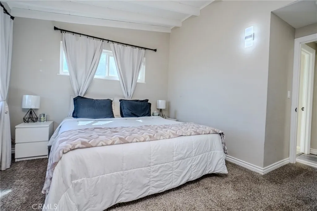 827 S Riverside, Rialto, California 92376 home-pic-24