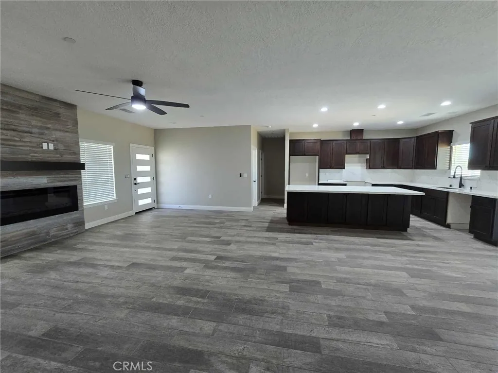 12358 Sioux Court, Apple Valley, California 92308 home-pic-5