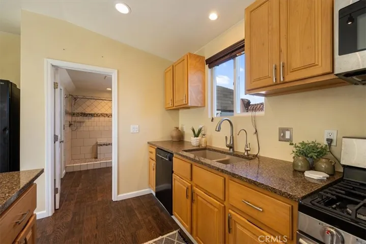 Gas Range, Dishwasher and Microwave