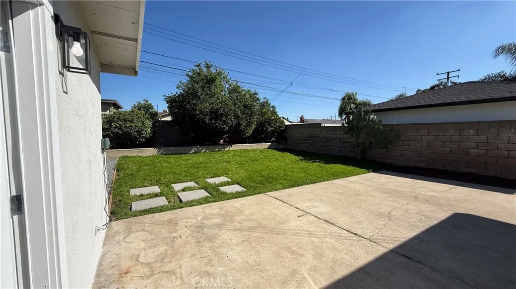 10243 Fremont, Montclair, California 91763 home-pic-17
