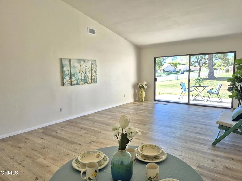 17101 Village 17, Camarillo, California 93012 home-pic-4
