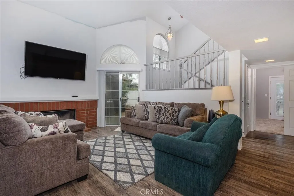 31670 Corte Encinas, Temecula, California 92592 home-pic-11