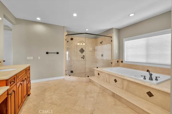 41300 Berkswell, Temecula, California 92592