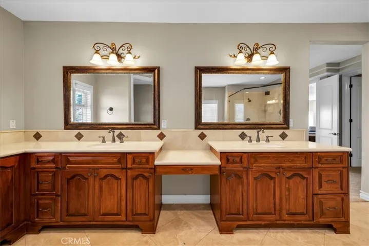 41300 Berkswell, Temecula, California 92592