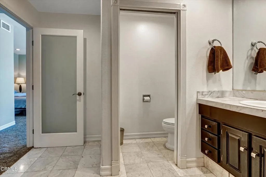 561 S Ventu Park Road, Thousand Oaks, California 91320 home-pic-27