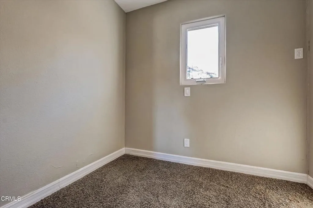 561 S Ventu Park Road, Thousand Oaks, California 91320 home-pic-39