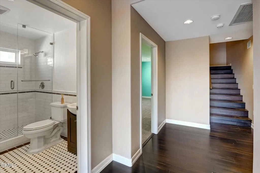 561 S Ventu Park Road, Thousand Oaks, California 91320 home-pic-46