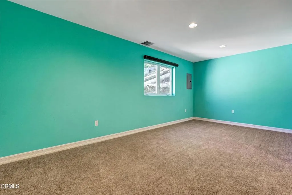 561 S Ventu Park Road, Thousand Oaks, California 91320 home-pic-47