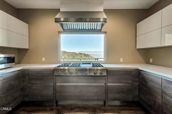 12-561 S Ventu Park Road-15