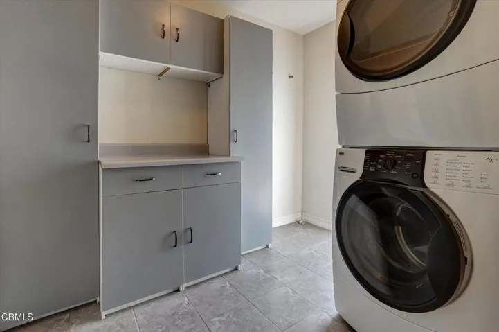 561 S Ventu Park Rd-40