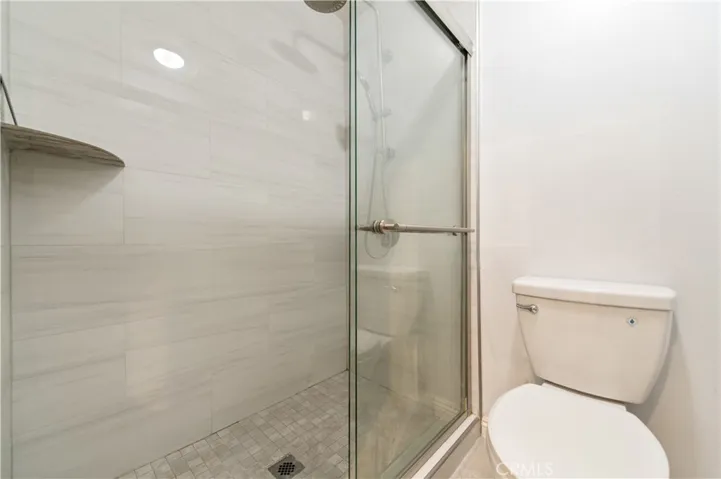 8 Featherwood, Irvine, California 92612