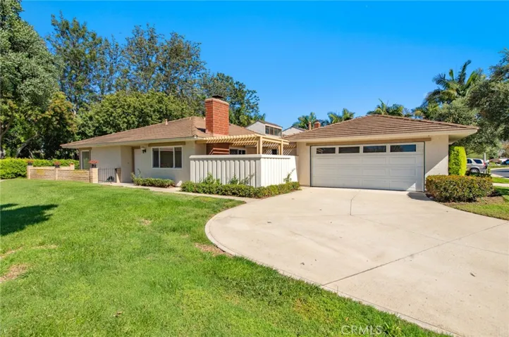8 Featherwood, Irvine, California 92612